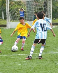 15，欧塞尔重启青训合作项目，与多所足球学校签约  