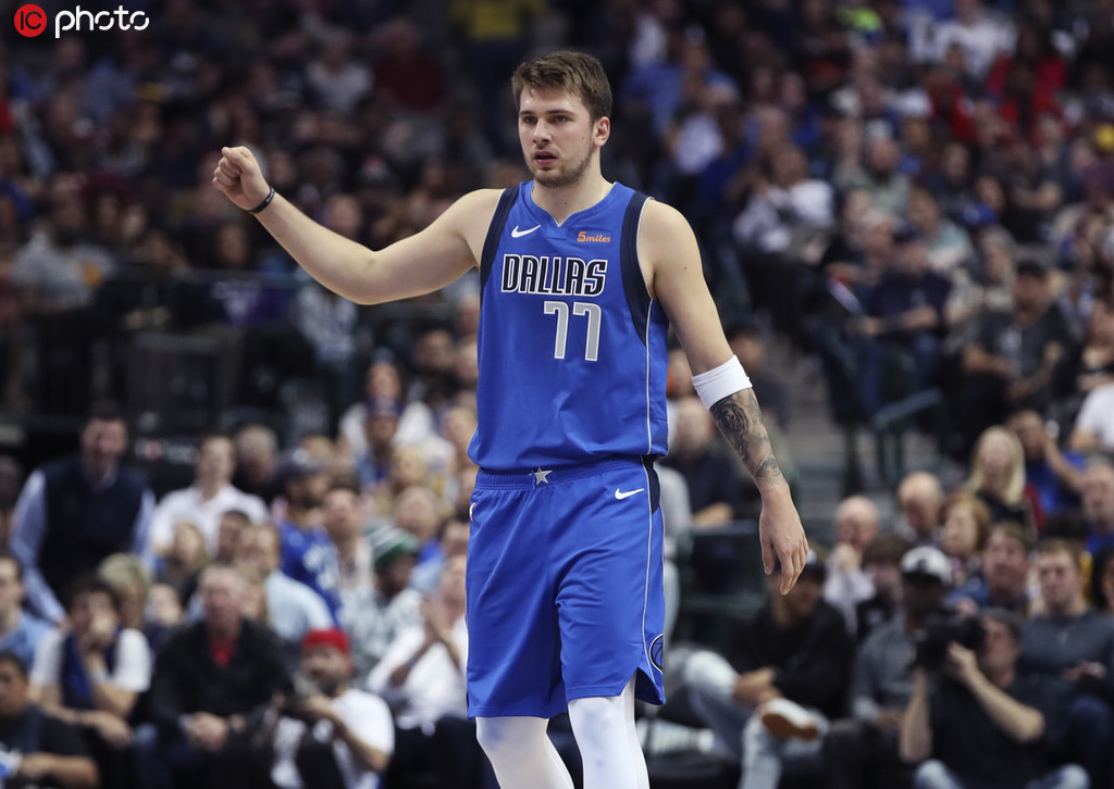  东契奇末节爆发独行侠客场逆转国王取胜