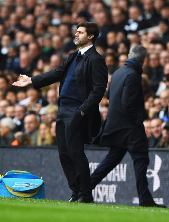  理查利森推射空门,热刺半场领先切尔西  