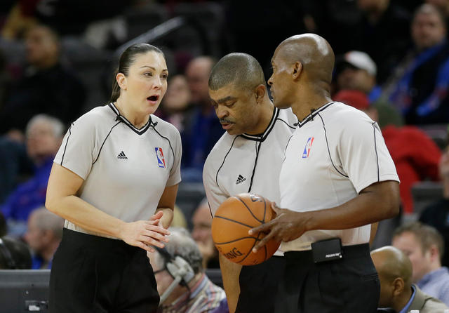  NBA推行新规，裁判重点严查走步违例